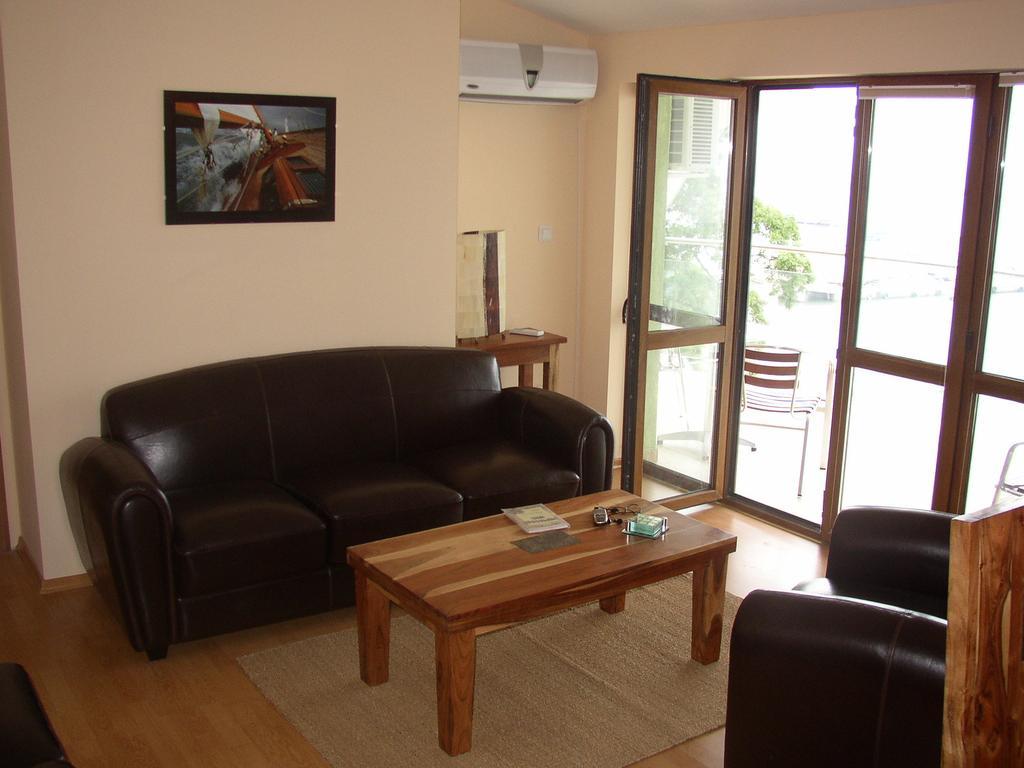 Balchik English House Bagian luar foto